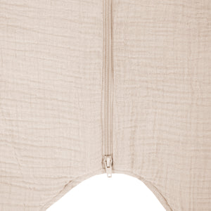 Muslin sleepsuit player, sand