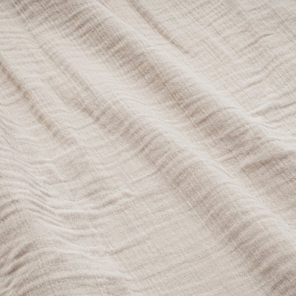 Cotton muslin bed linen, sand