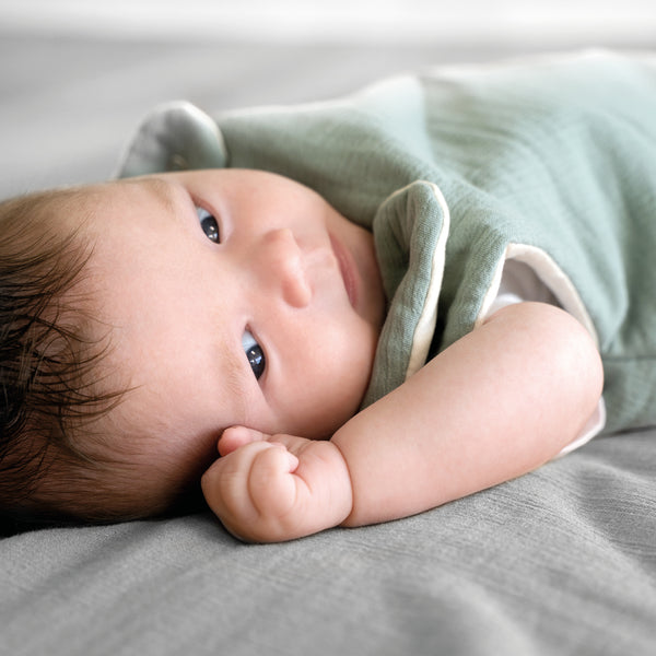 Crawling blanket, gray